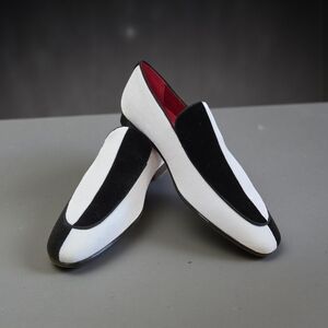 AFTER MIDNIGHT MENS SLIP ON WHITE/BLACK TWO TONE VELVET LOAFER. 7016